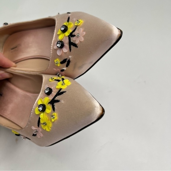 Giambattista Valli Blush Pink Luxury Satin Yellow Floral Embroidered Kitten Heel - Picture 7 of 14